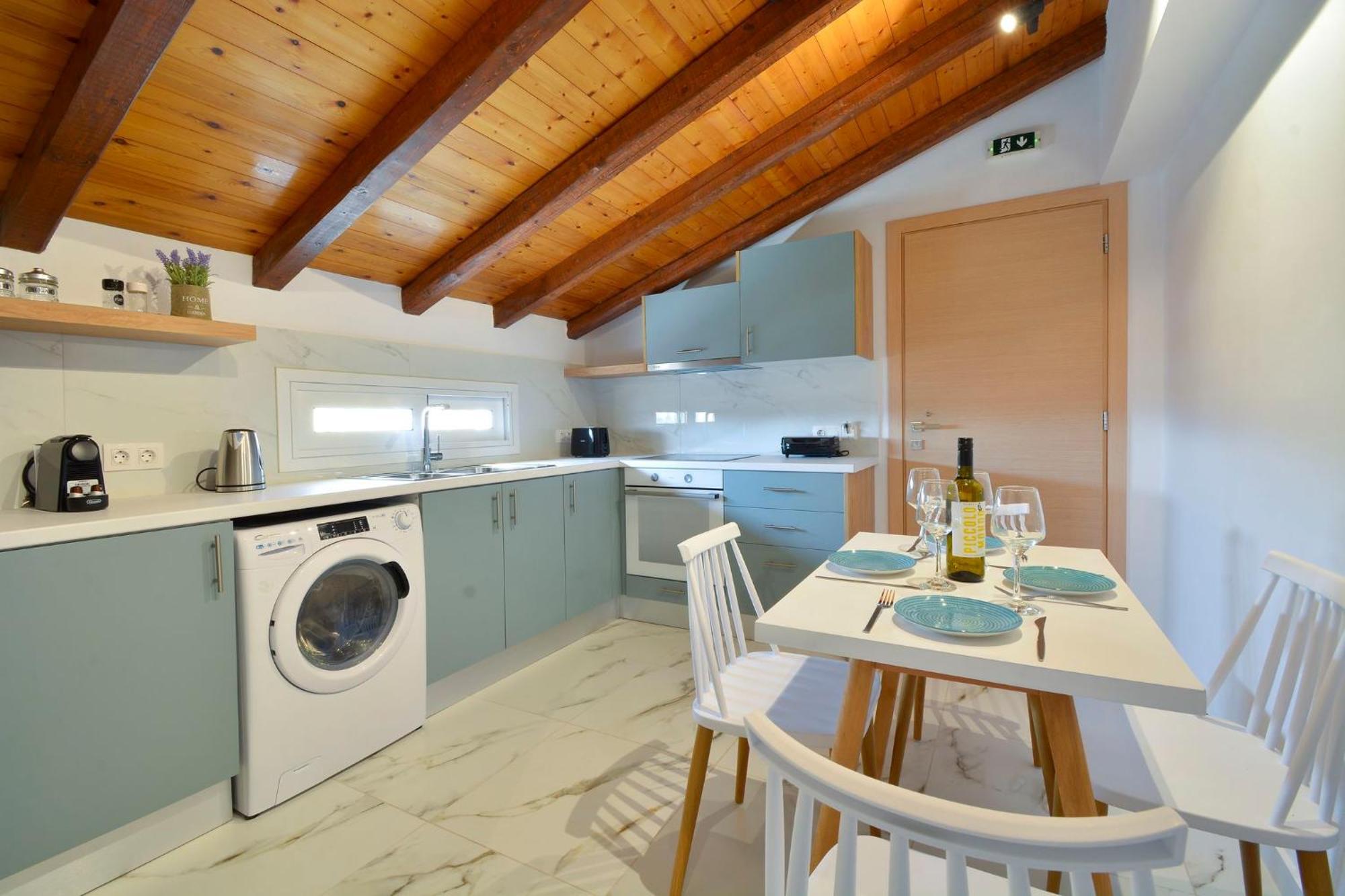 Orpheus Otel Gouvia